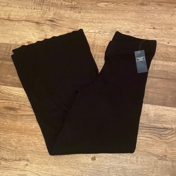 Abercrombie & Fitch Wide Leg Pants Small Short - Picture 1 of 4